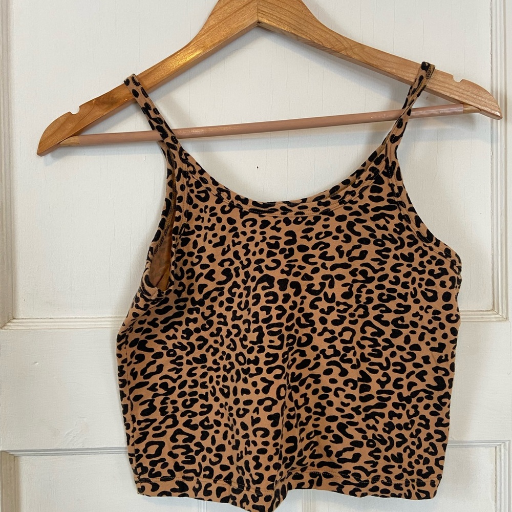 Leopard crop tank
